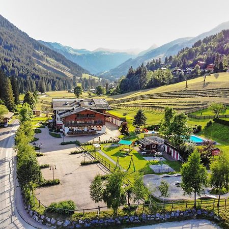 Familienhotel Lengauer Hof Saalbach-Hinterglemm Kültér fotó