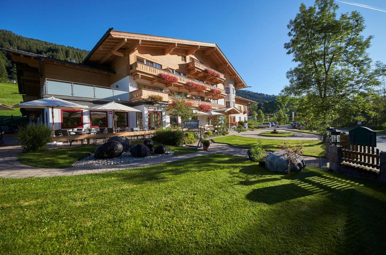 Familienhotel Lengauer Hof Saalbach-Hinterglemm Kültér fotó