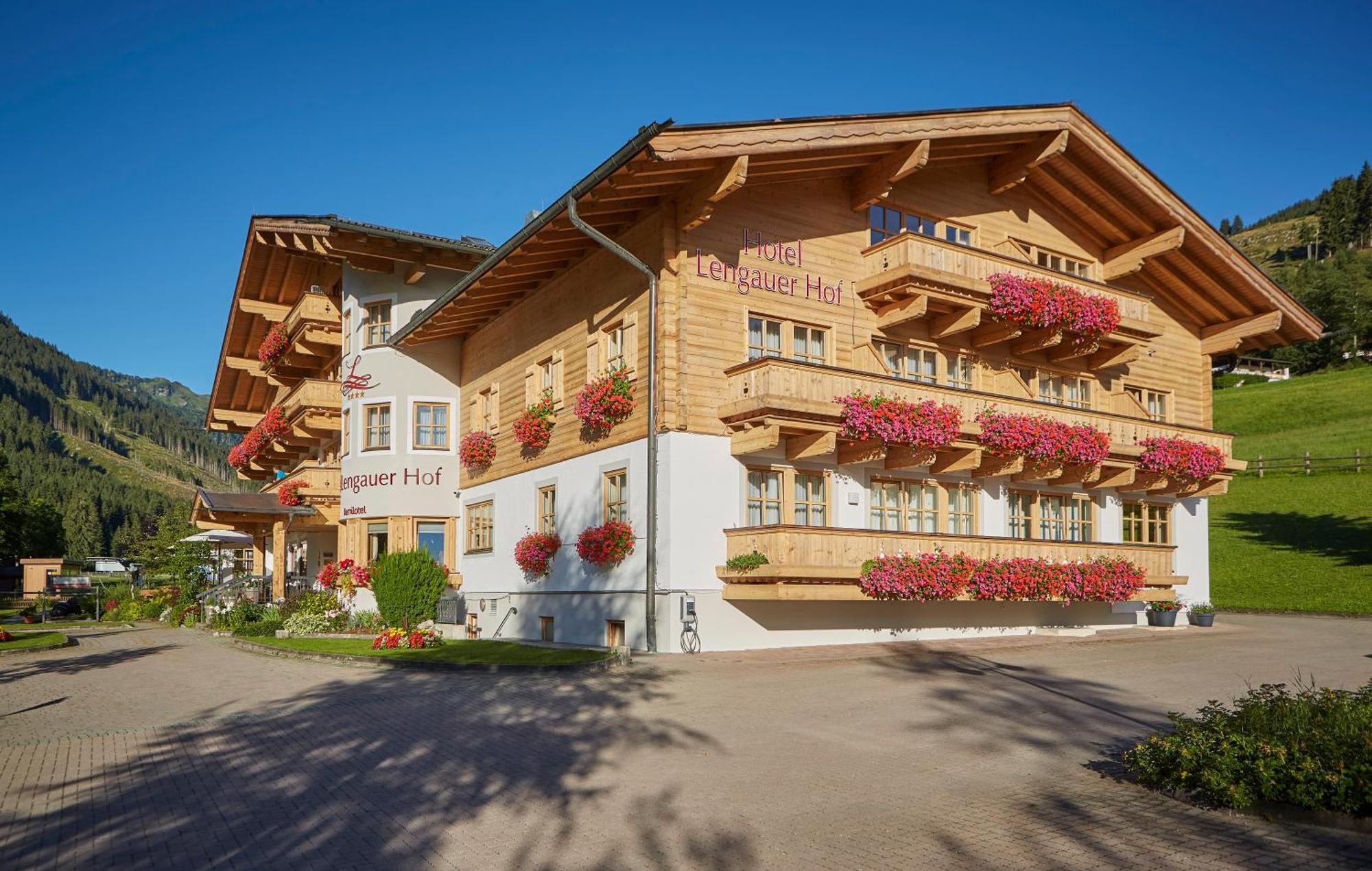 Familienhotel Lengauer Hof Saalbach-Hinterglemm Kültér fotó