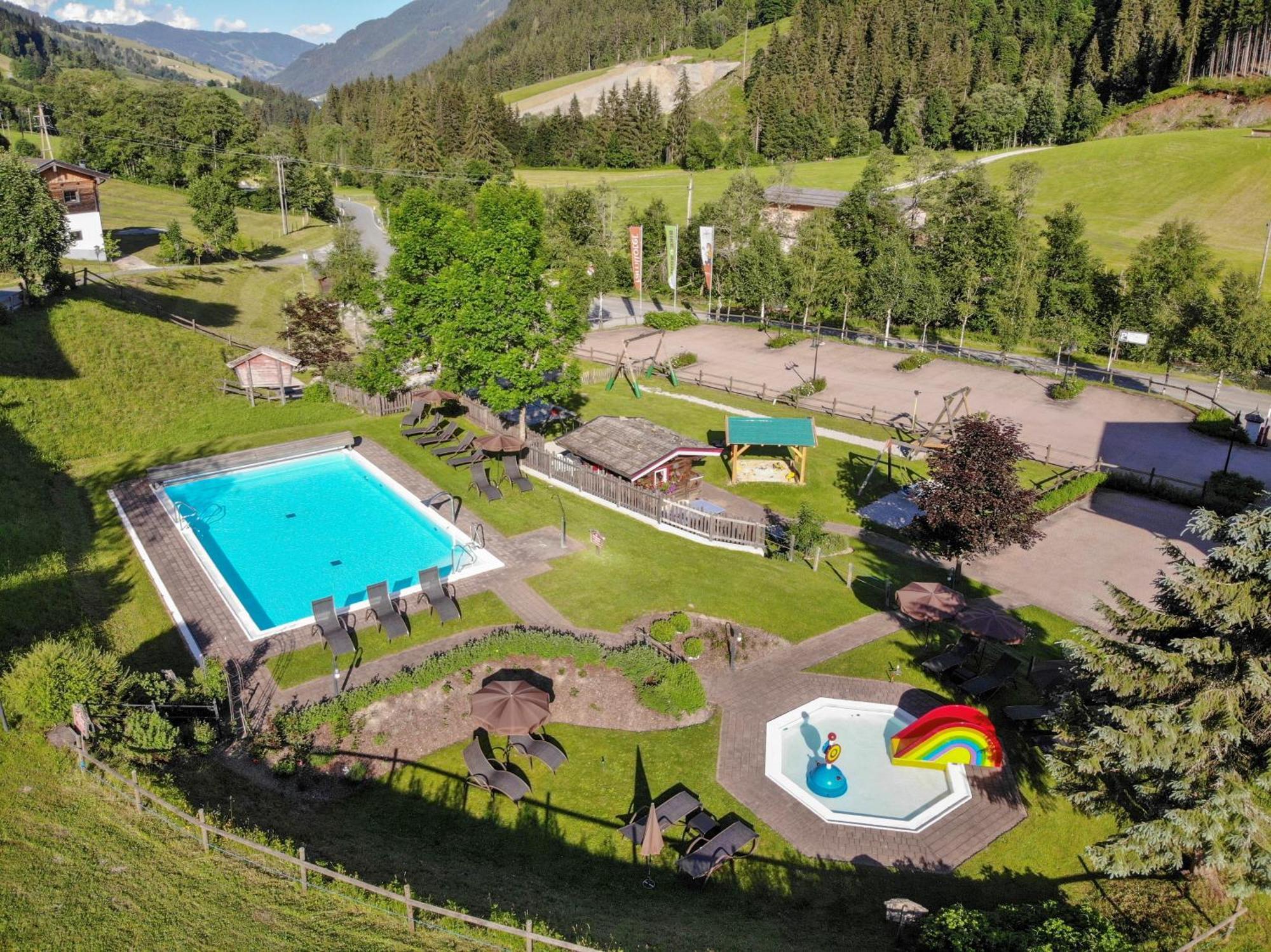 Familienhotel Lengauer Hof Saalbach-Hinterglemm Kültér fotó